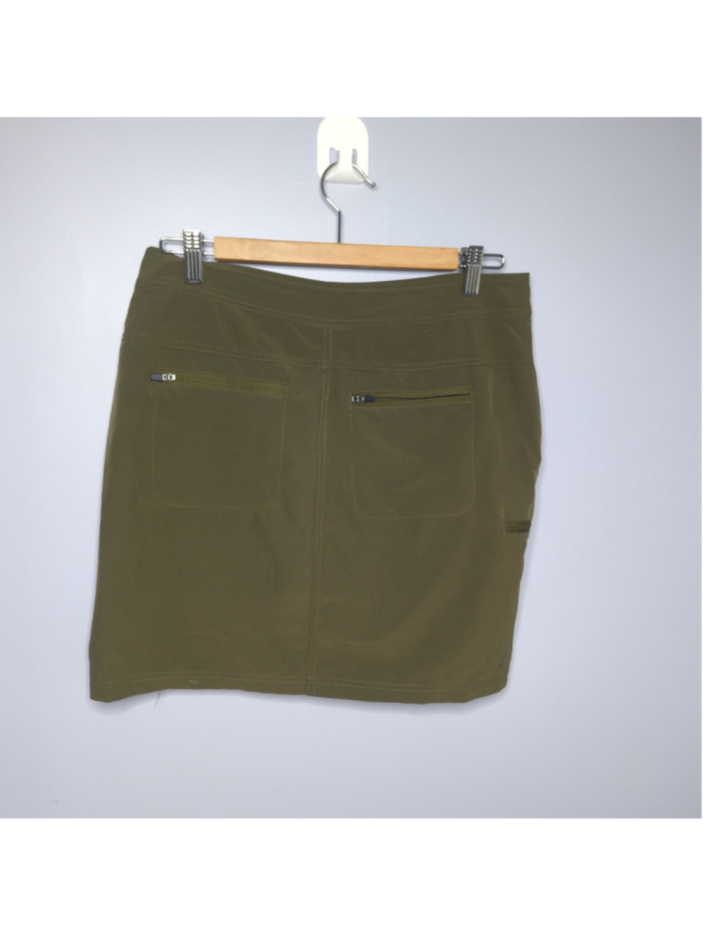 Mountain & Isles Olive Green Woven Hiking Utility Skort - Women's Medium - Picture 10 of 15